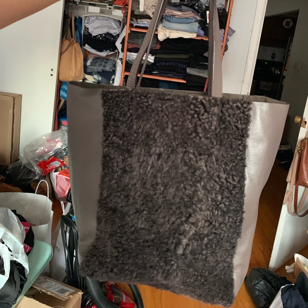 EUC Banana Republic Ashbury Shearling Leather Tote